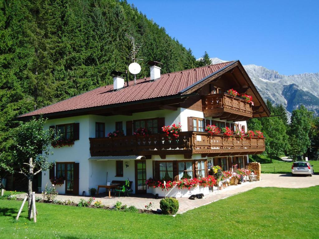 Manuela & Haus Michael Apartment Leutasch